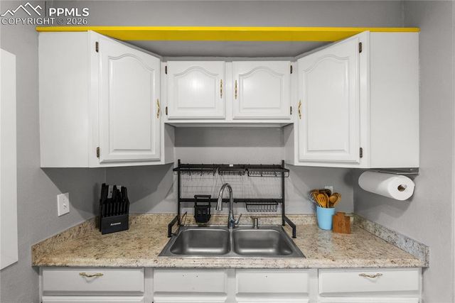 2038 Pepperwood Drive, Colorado Springs, CO 80910