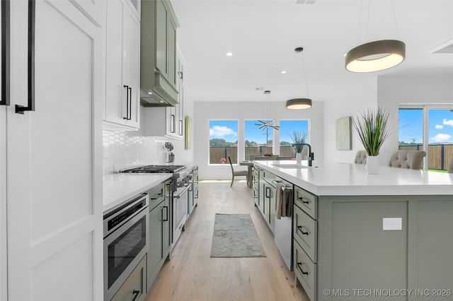 12005 S Vandalia Avenue, Tulsa, OK 74137