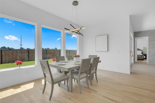 12005 S Vandalia Avenue, Tulsa, OK 74137