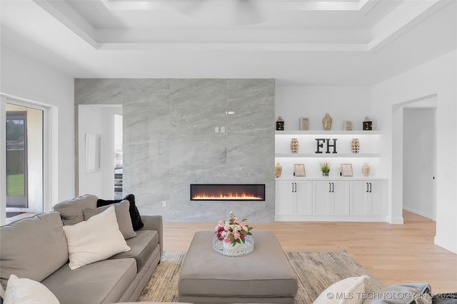 12005 S Vandalia Avenue, Tulsa, OK 74137