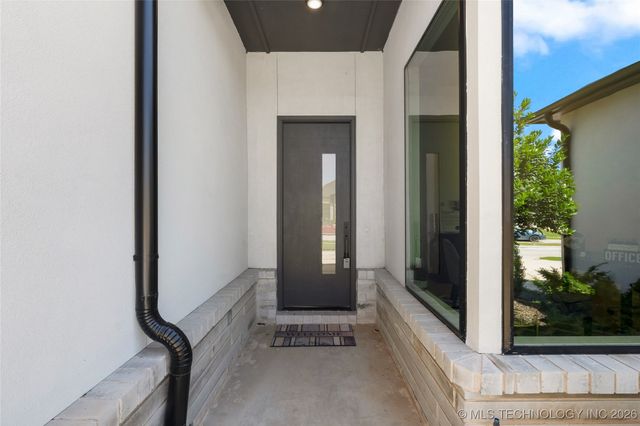 12005 S Vandalia Avenue, Tulsa, OK 74137