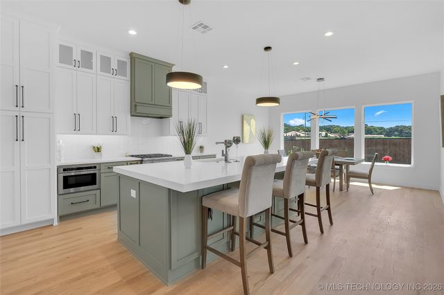 12005 S Vandalia Avenue, Tulsa, OK 74137