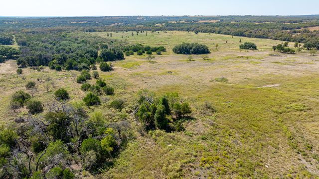 1483 County Road 2435, Hico, TX 76457