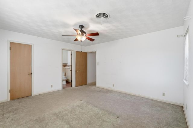 1512 White Way Drive, Arlington, TX 76013