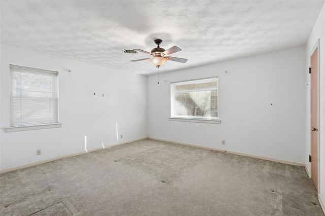 1512 White Way Drive, Arlington, TX 76013