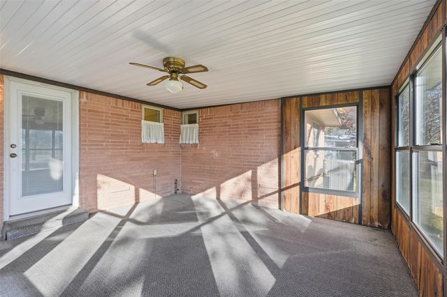 1512 White Way Drive, Arlington, TX 76013