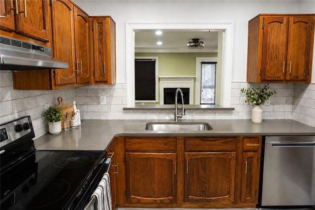 101 Oakmont Lane, Norcross, GA 30093