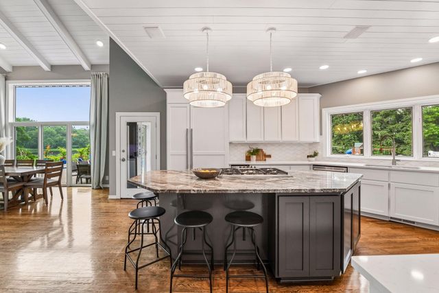1615 Northridge Drive, Wayzata, MN 55391