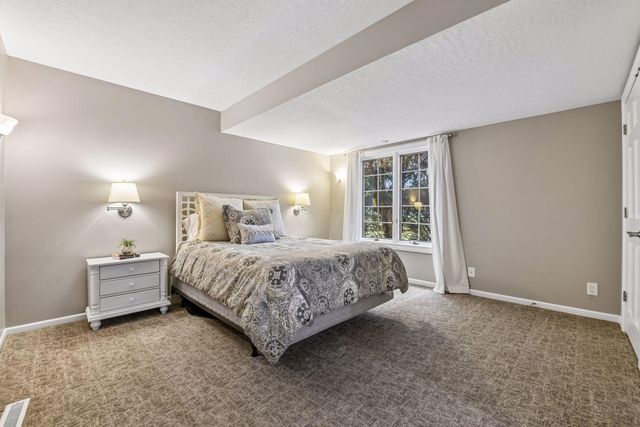 1615 Northridge Drive, Wayzata, MN 55391