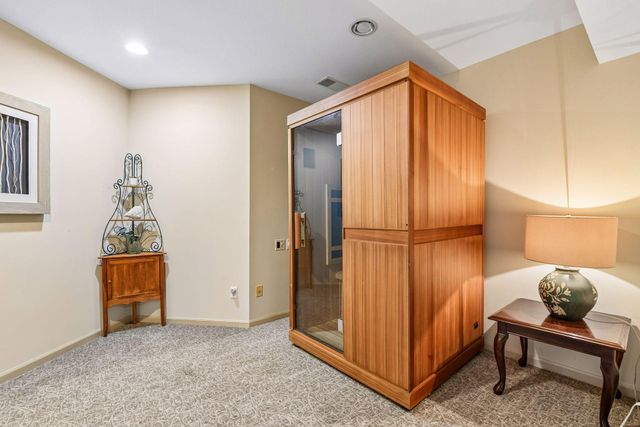 1615 Northridge Drive, Wayzata, MN 55391