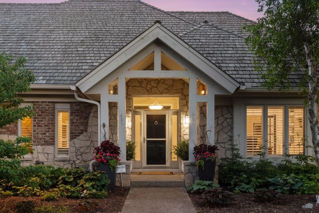 1615 Northridge Drive, Wayzata, MN 55391