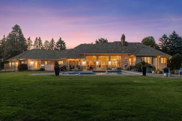 1615 Northridge Drive, Wayzata, MN 55391