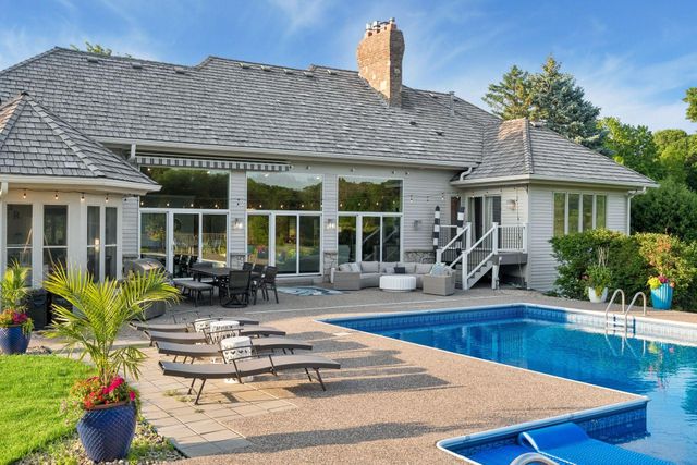 1615 Northridge Drive, Wayzata, MN 55391