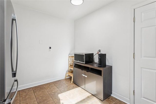 64 Anchorage DR, Newport News, VA 23602