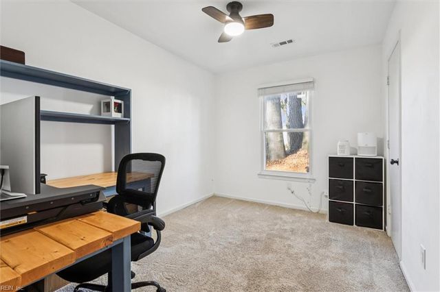 64 Anchorage DR, Newport News, VA 23602