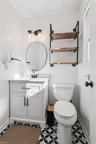 64 Anchorage DR, Newport News, VA 23602