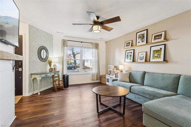 64 Anchorage DR, Newport News, VA 23602