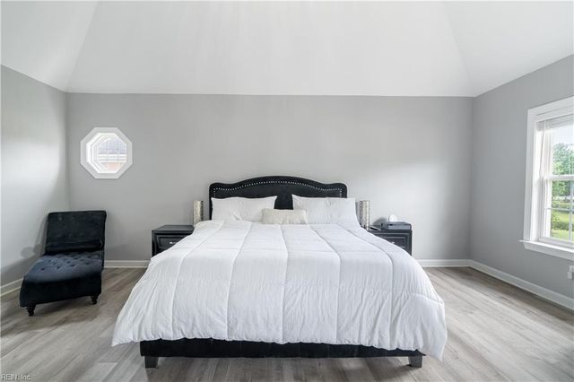 825 Great Marsh AVE, Chesapeake, VA 23320