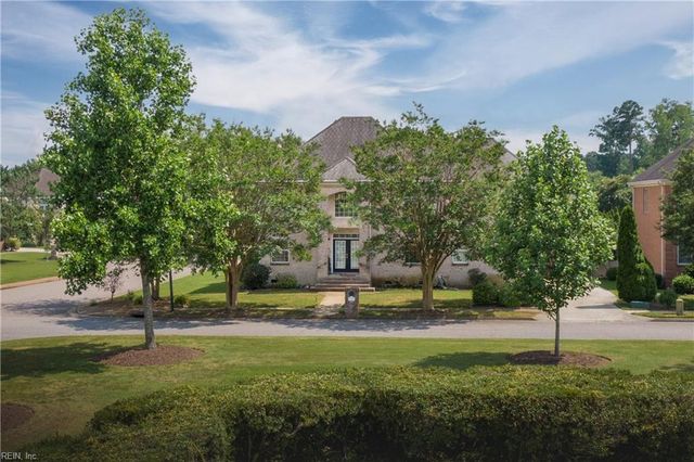 825 Great Marsh AVE, Chesapeake, VA 23320