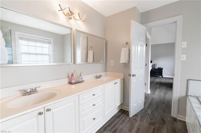 825 Great Marsh AVE, Chesapeake, VA 23320