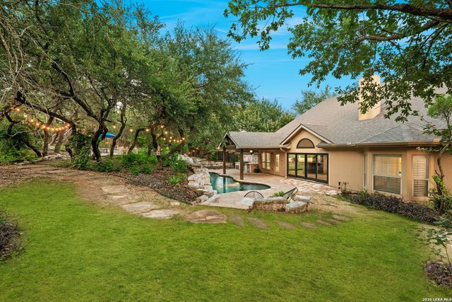 8255 Colonial Woods, Boerne, TX 78015