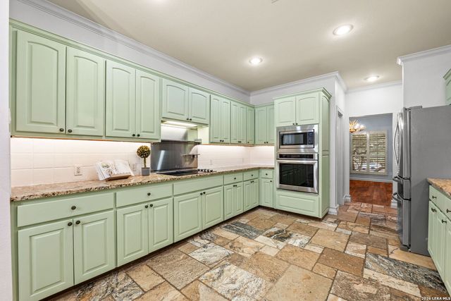 8255 Colonial Woods, Boerne, TX 78015
