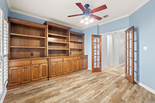 8255 Colonial Woods, Boerne, TX 78015