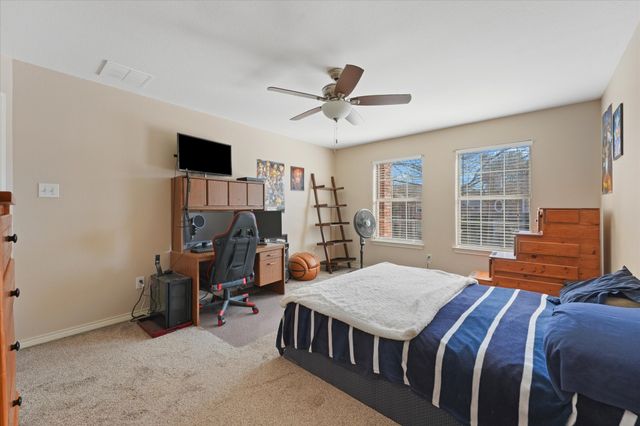 633 Mossycup Oak Drive, Plano, TX 75025