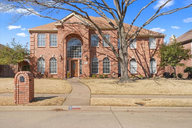 633 Mossycup Oak Drive, Plano, TX 75025
