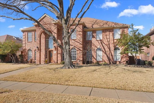 633 Mossycup Oak Drive, Plano, TX 75025