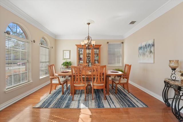 633 Mossycup Oak Drive, Plano, TX 75025