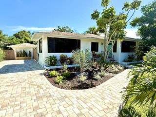 6138 11TH AVENUE S, Gulfport, FL 33707