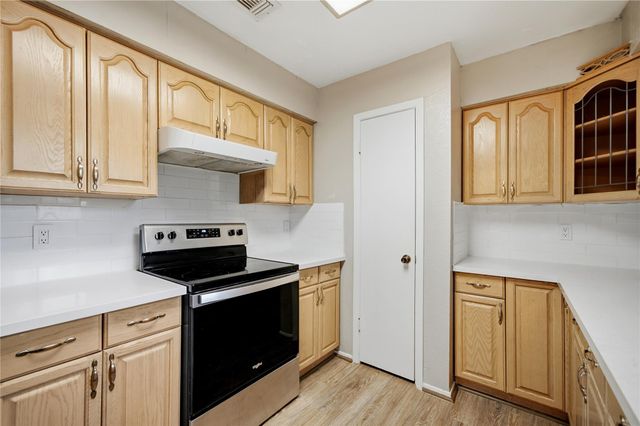 6910 Harpers Drive, Richmond, TX 77469