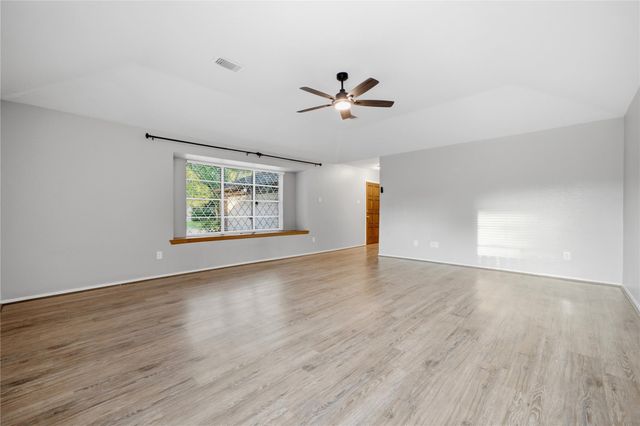 6910 Harpers Drive, Richmond, TX 77469