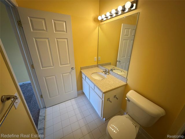 1155 Alameda Boulevard, Troy, MI 48085