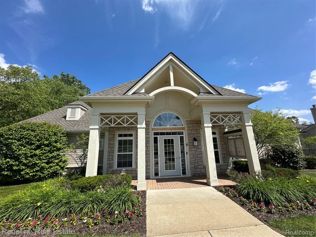 1155 Alameda Boulevard, Troy, MI 48085