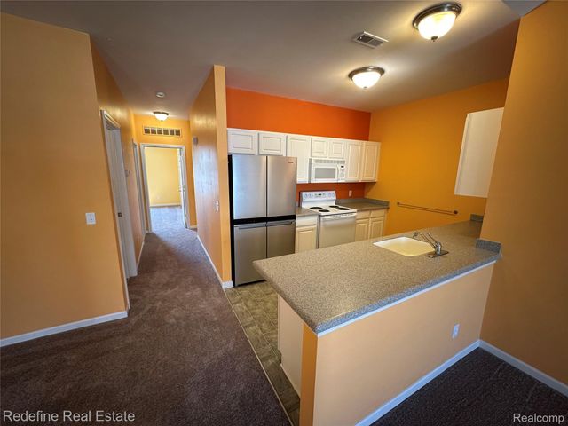 1155 Alameda Boulevard, Troy, MI 48085