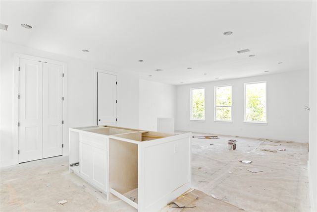 4711 Sylvester Street, Dallas, TX 75219