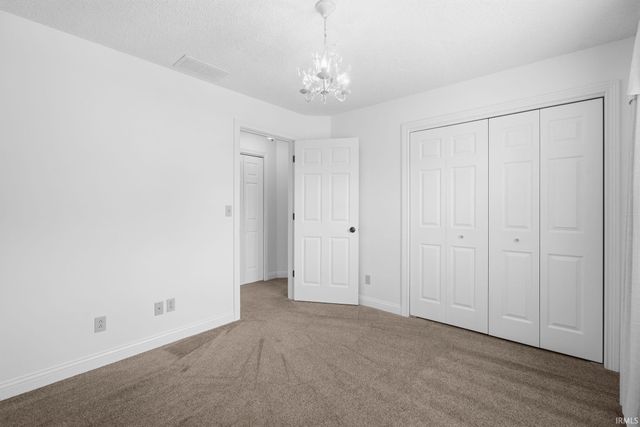 6650 N Rhinestone Drive, Ellettsville, IN 47429