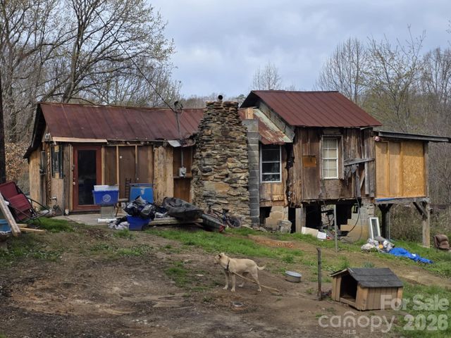 41 Jack Rabbit Drive, Marion, NC 28752