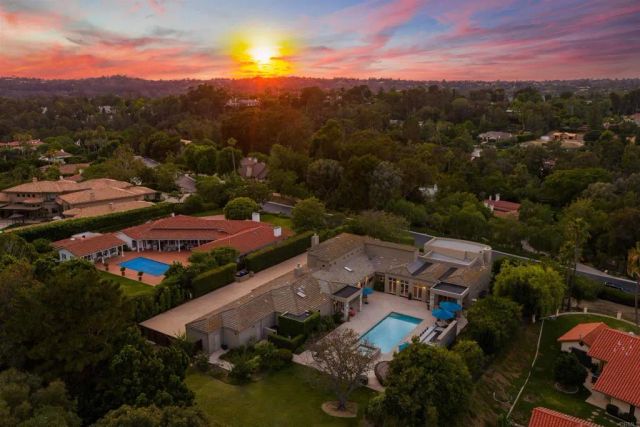 16775 Via Lago Azul, Rancho Santa Fe, CA 92067