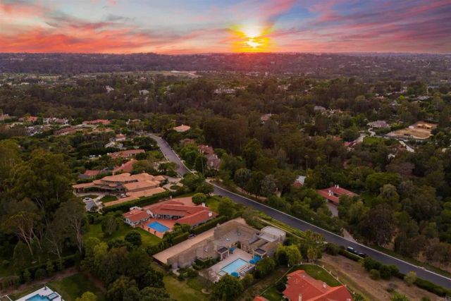 16775 Via Lago Azul, Rancho Santa Fe, CA 92067