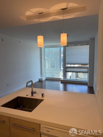 555 Fulton Street 322, San Francisco, CA 94102