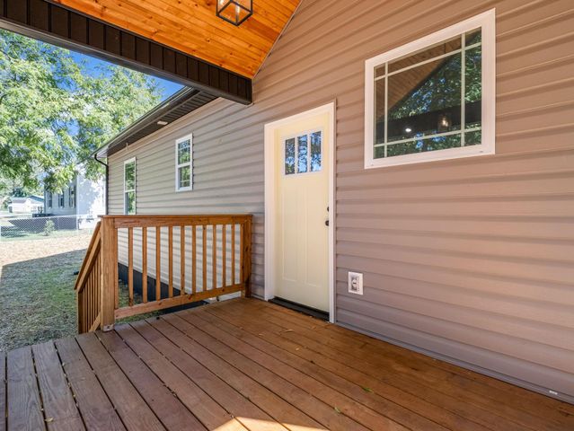 705 Broad St, Gaffney, SC 29341