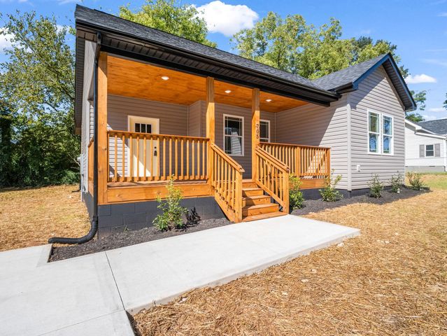 705 Broad St, Gaffney, SC 29341