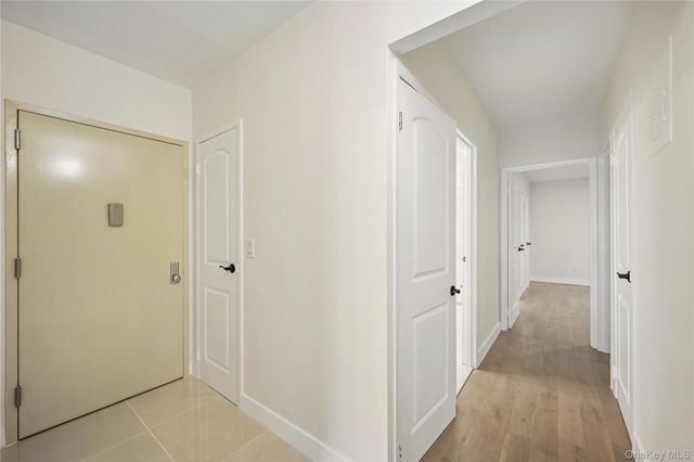 14726 Roosevelt Avenue 1C, Flushing, NY 11354