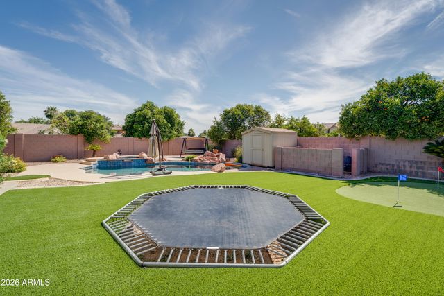4335 E FOX Circle, Mesa, AZ 85205