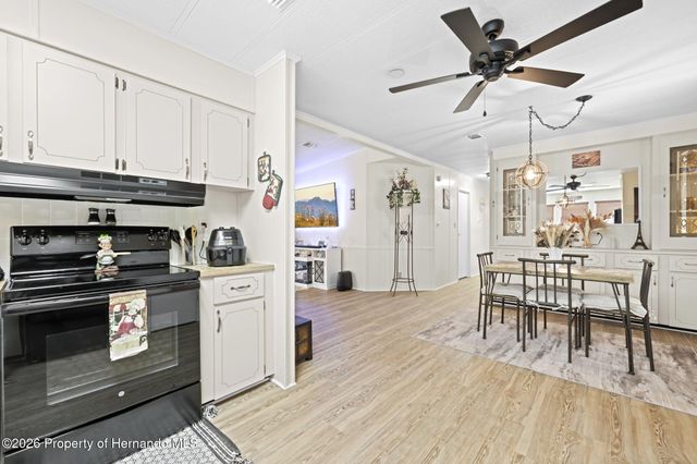 14274 Sandhurst Street, Brooksville, FL 34613
