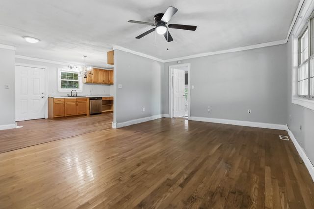 3301 KY-39, Crab Orchard, KY 40419