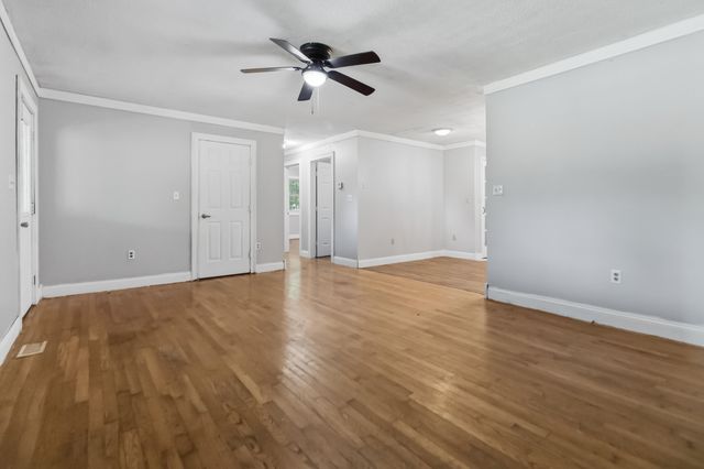 3301 KY-39, Crab Orchard, KY 40419